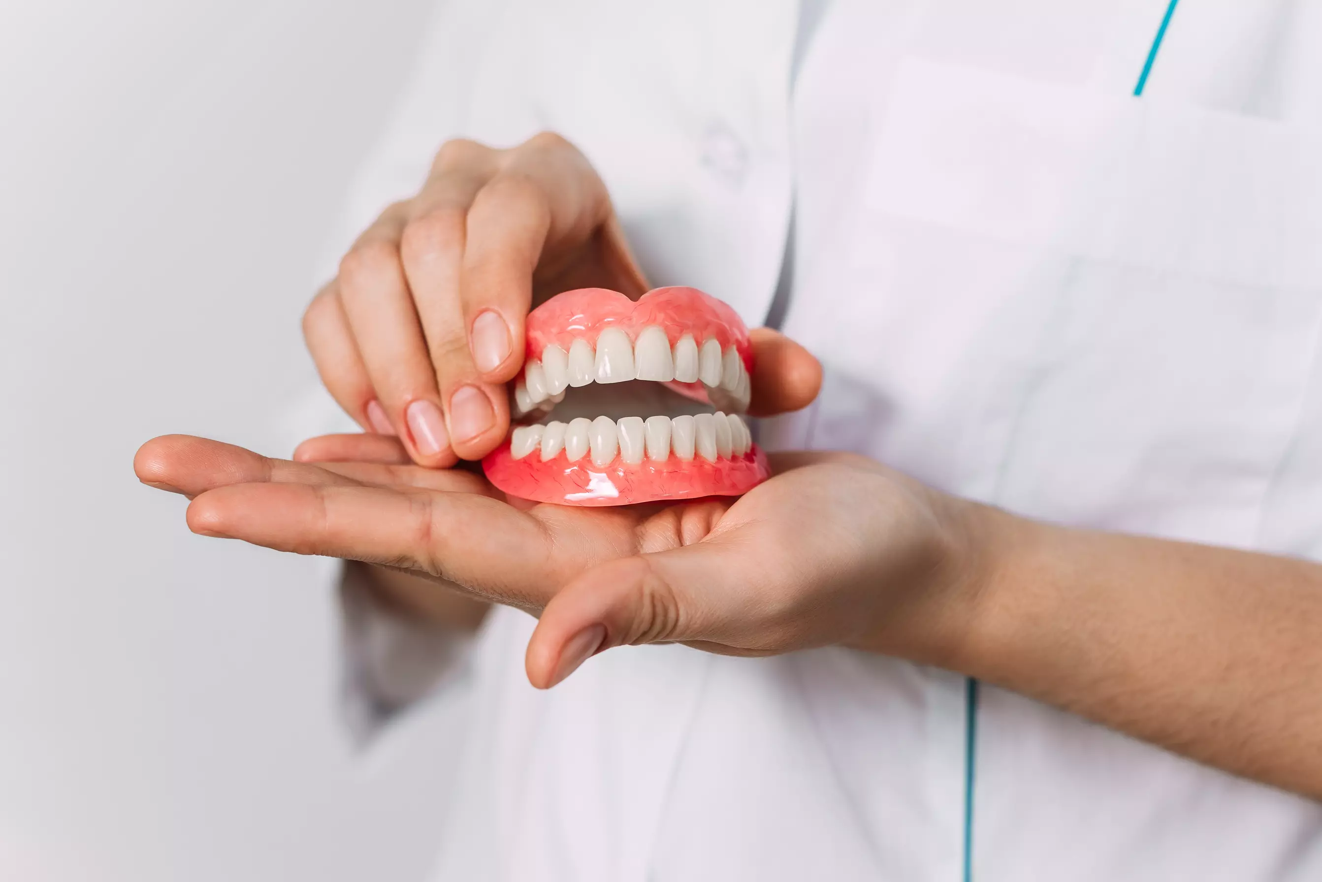 Dental Implants Vs. Dentures
